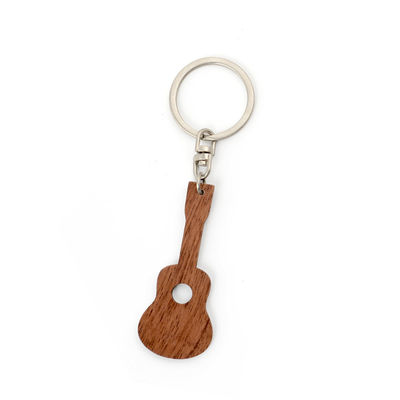 Schlüsselkette der Weinlese-Art-Walnuss-hölzernen Gitarre gravierte - dauerhaft und stilvoll