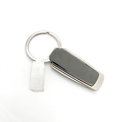 Einzelne Polybag Package Gun Black Metal Keychain Halter verfügbar für OEM / ODM