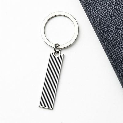 Guter Preis Customizable Designer Keychain with Zinc Alloy Material OEM/ODM Online
